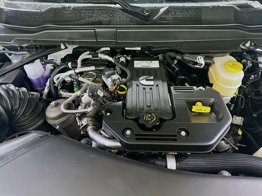 New 2026 RAM 3500 Big Horn AWD/4WD image 18