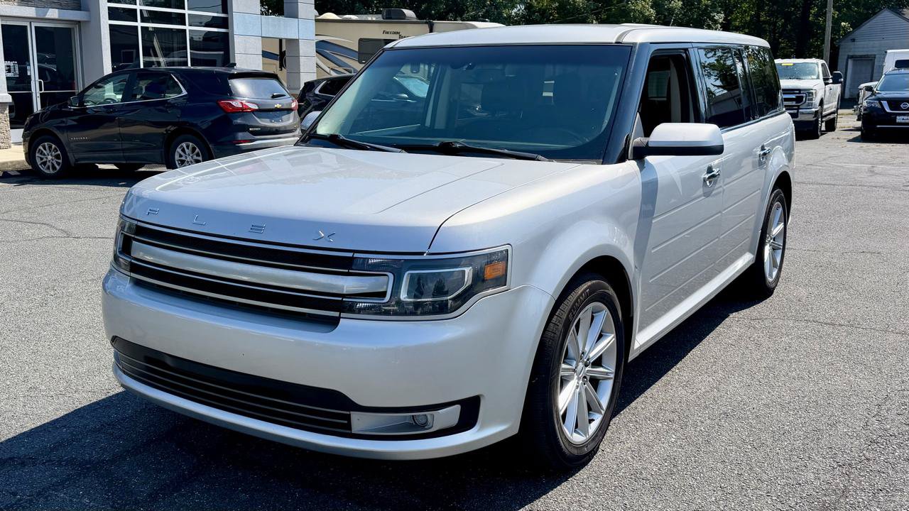 Used 2019 Ford Flex Limited AWD/4WD image 2