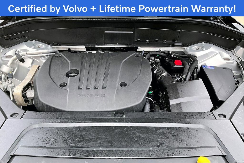 Used 2024 Volvo XC90 B5 Plus image 13