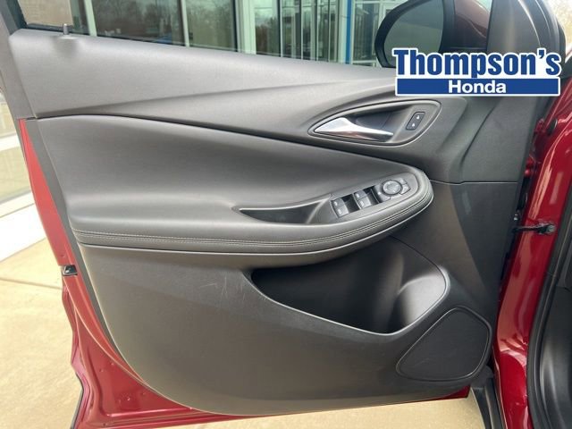 Used 2023 Buick Encore GX Select image 16