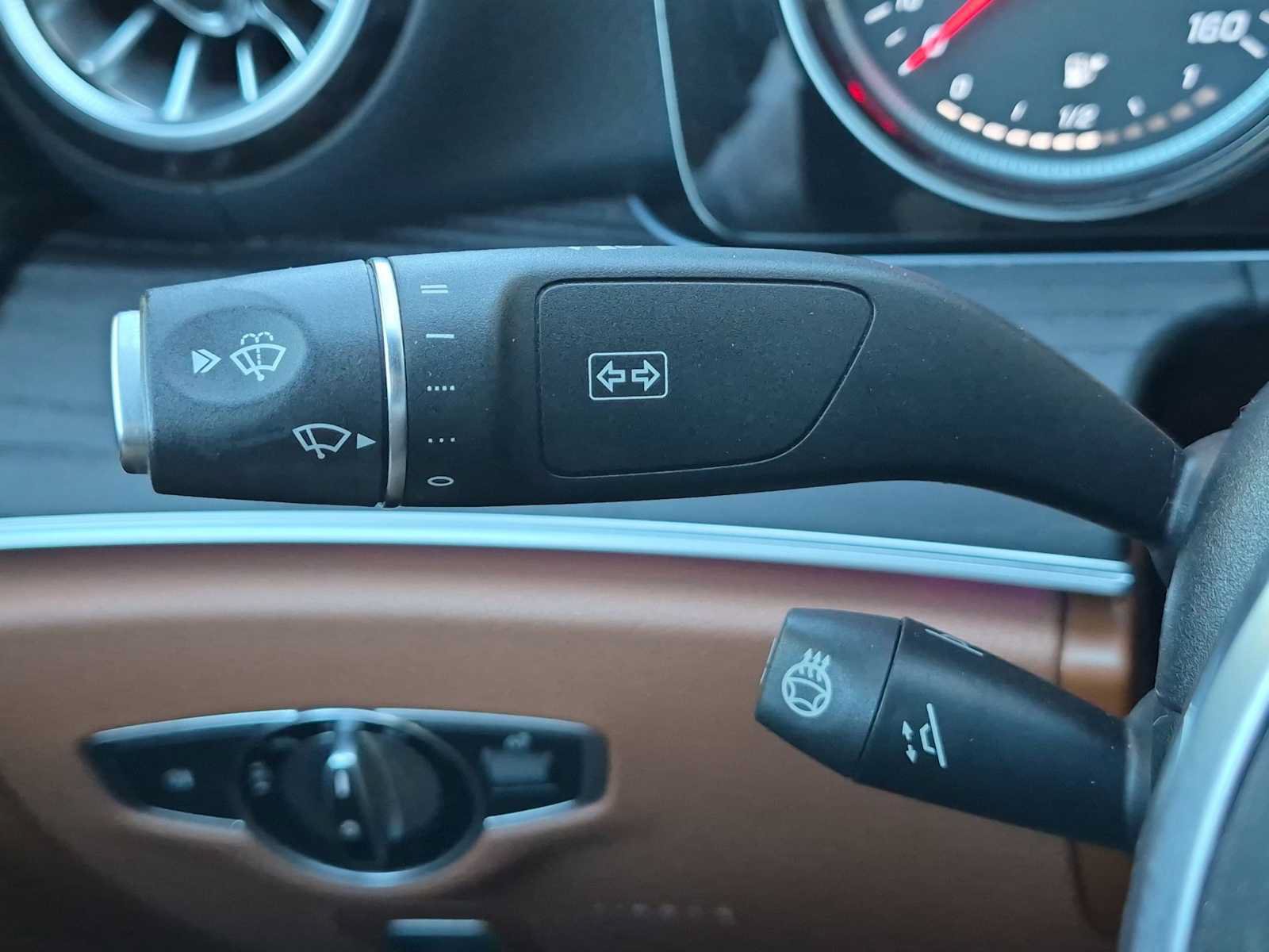 Used 2019 Mercedes-Benz E 450 Cabriolet image 28
