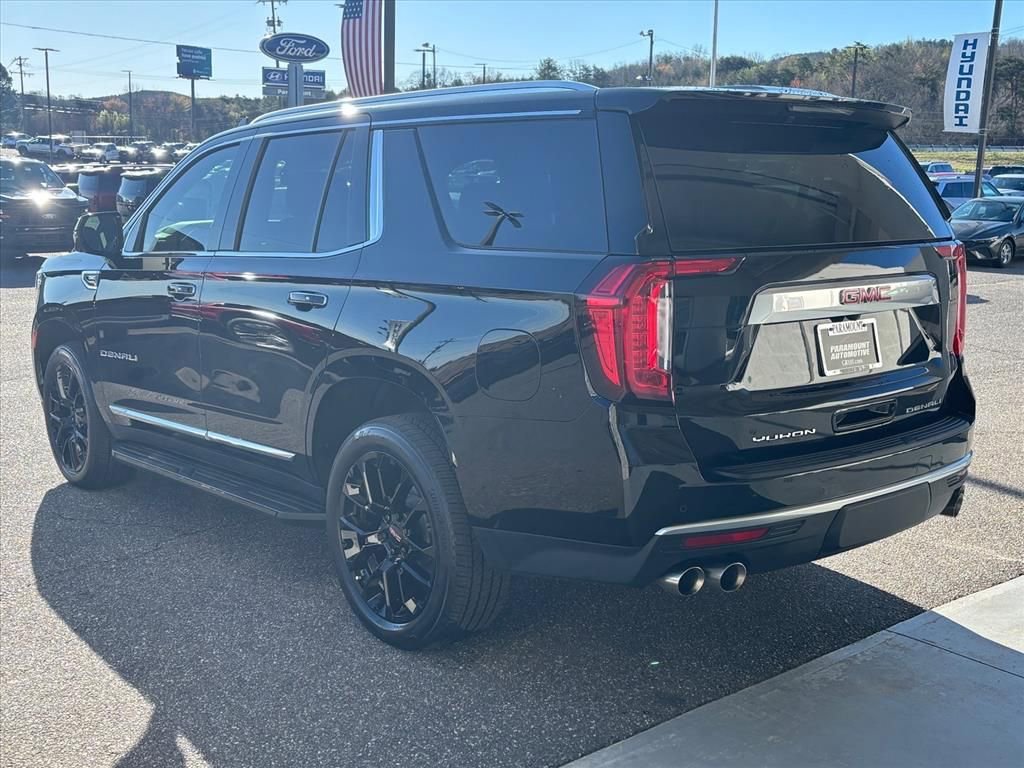 Used 2023 GMC Yukon Denali image 2