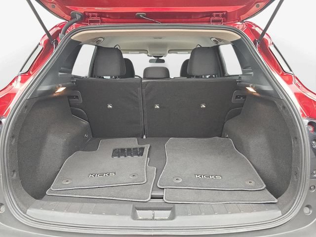 Used 2026 Nissan Kicks SV FWD image 30