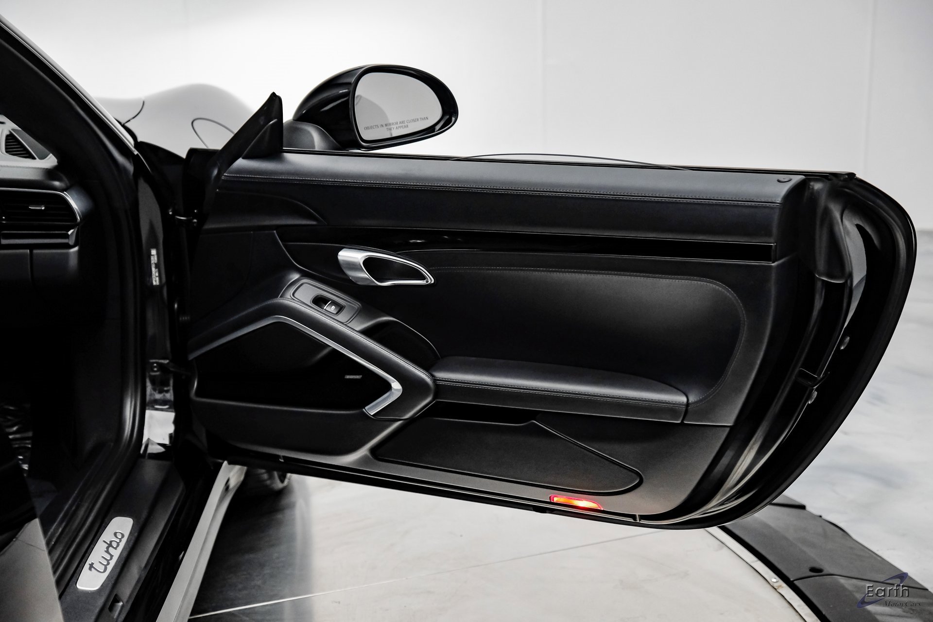 Used 2015 Porsche 911 Turbo image 80