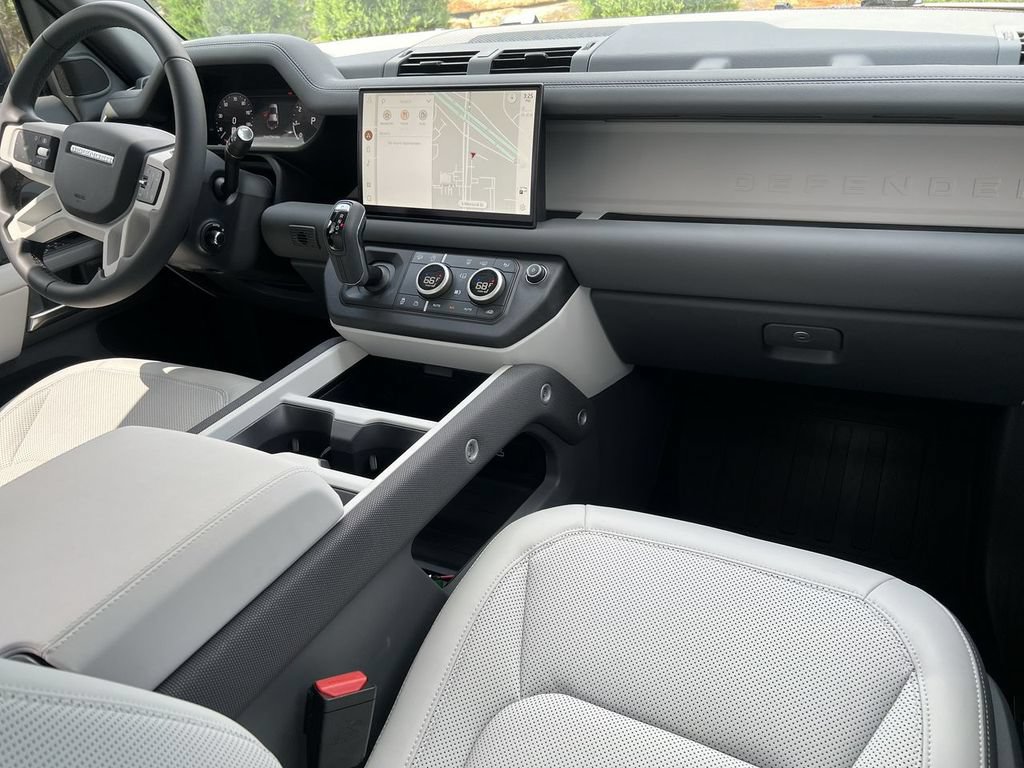 Certified 2025 Land Rover Defender 110 S AWD/4WD image 14