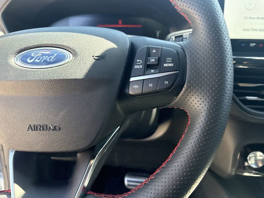 Used 2023 Ford Escape ST-Line w/ Tech Pack #1 FWD image 17
