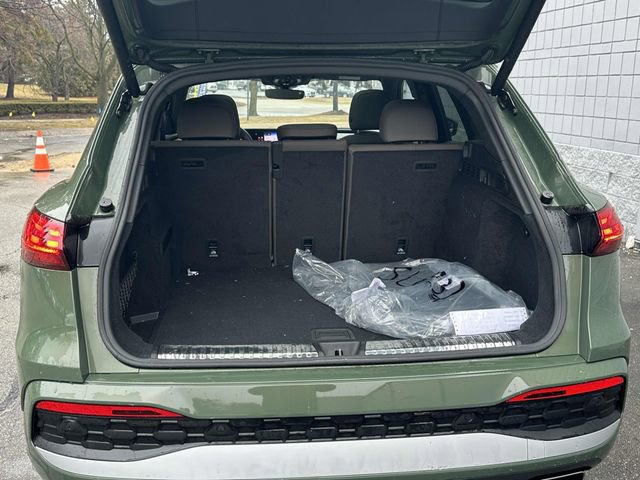Certified 2025 Audi Q5 Premium Plus w/ Premium Plus image 13