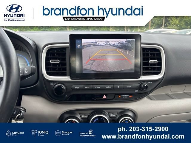 Certified 2023 Hyundai Venue SEL FWD image 20