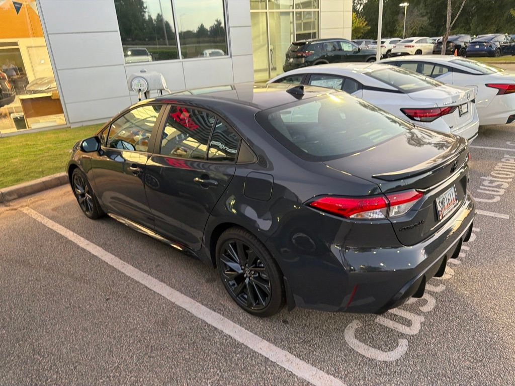Used 2026 Toyota Corolla SE w/ SE Package FWD image 9