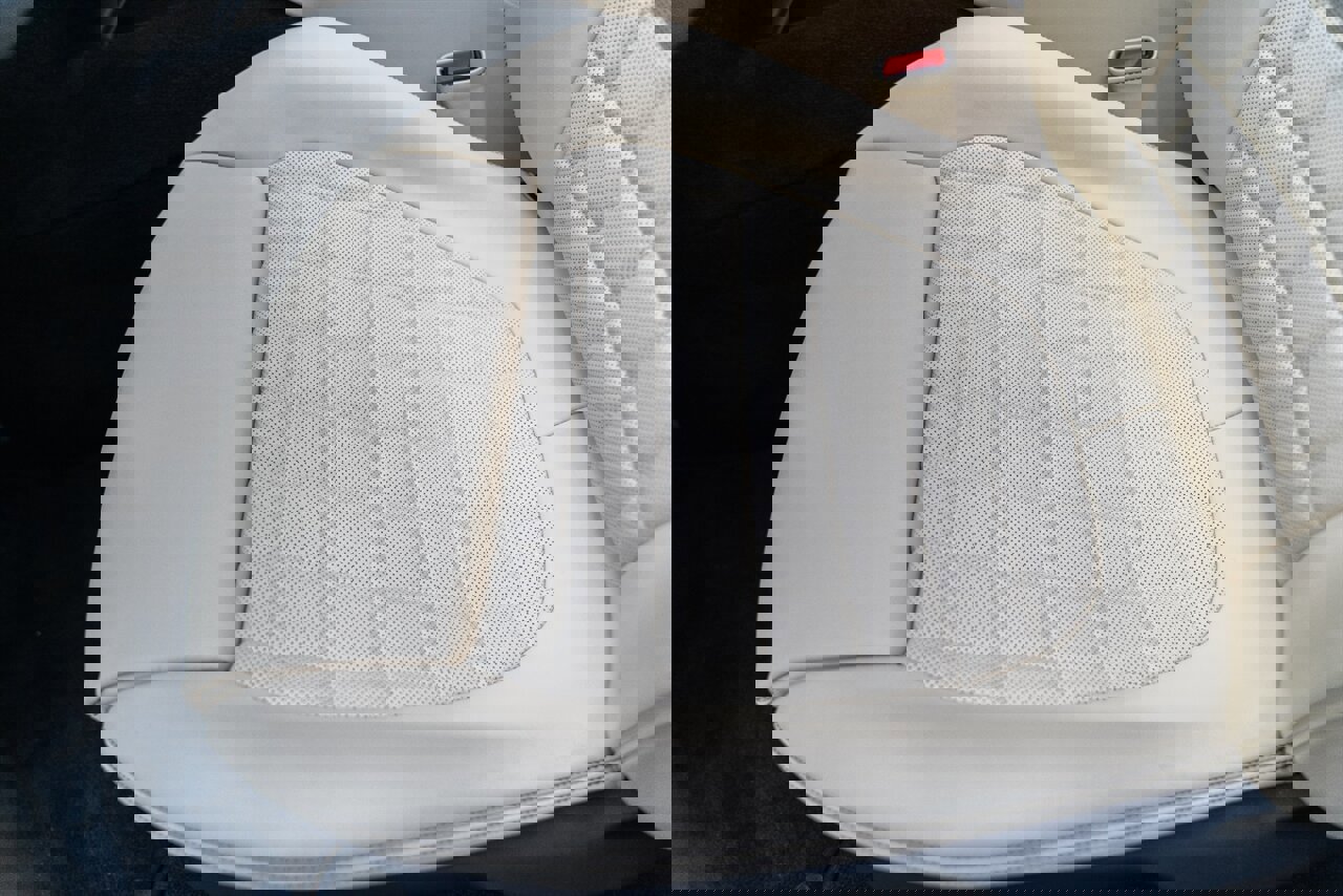 Used 2025 Ferrari Roma Spider image 36