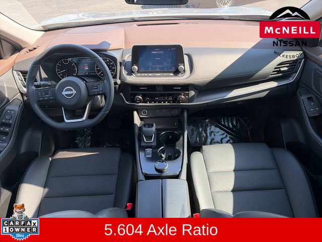 Used 2023 Nissan Rogue SV w/ SV Premium B Package image 16