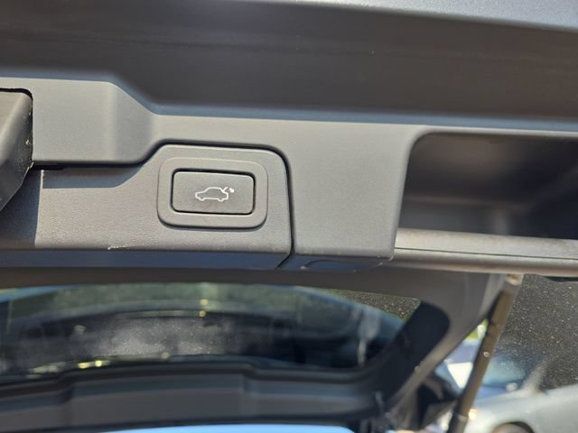 Used 2017 Land Rover Range Rover Evoque SE Premium AWD/4WD image 16
