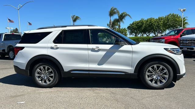 New 2026 Ford Explorer Platinum RWD image 2