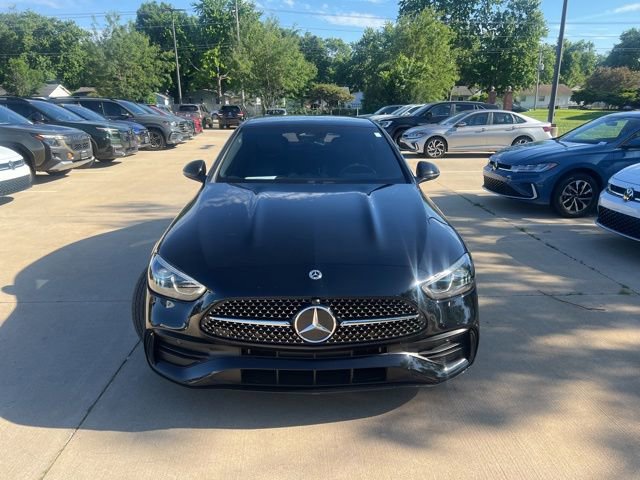Used 2023 Mercedes-Benz C 300 4MATIC Sedan image 2