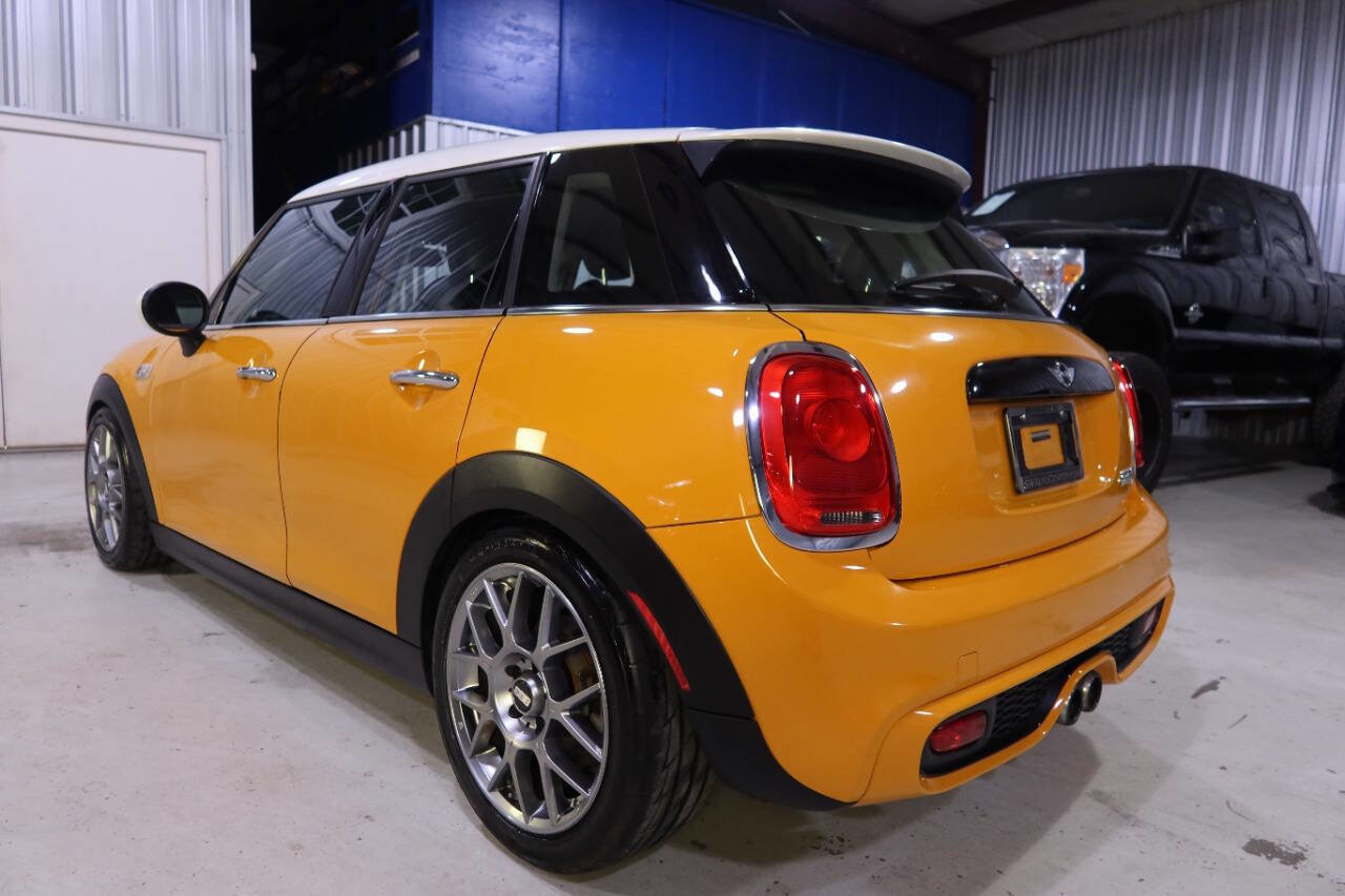 Used 2015 MINI Cooper S image 3