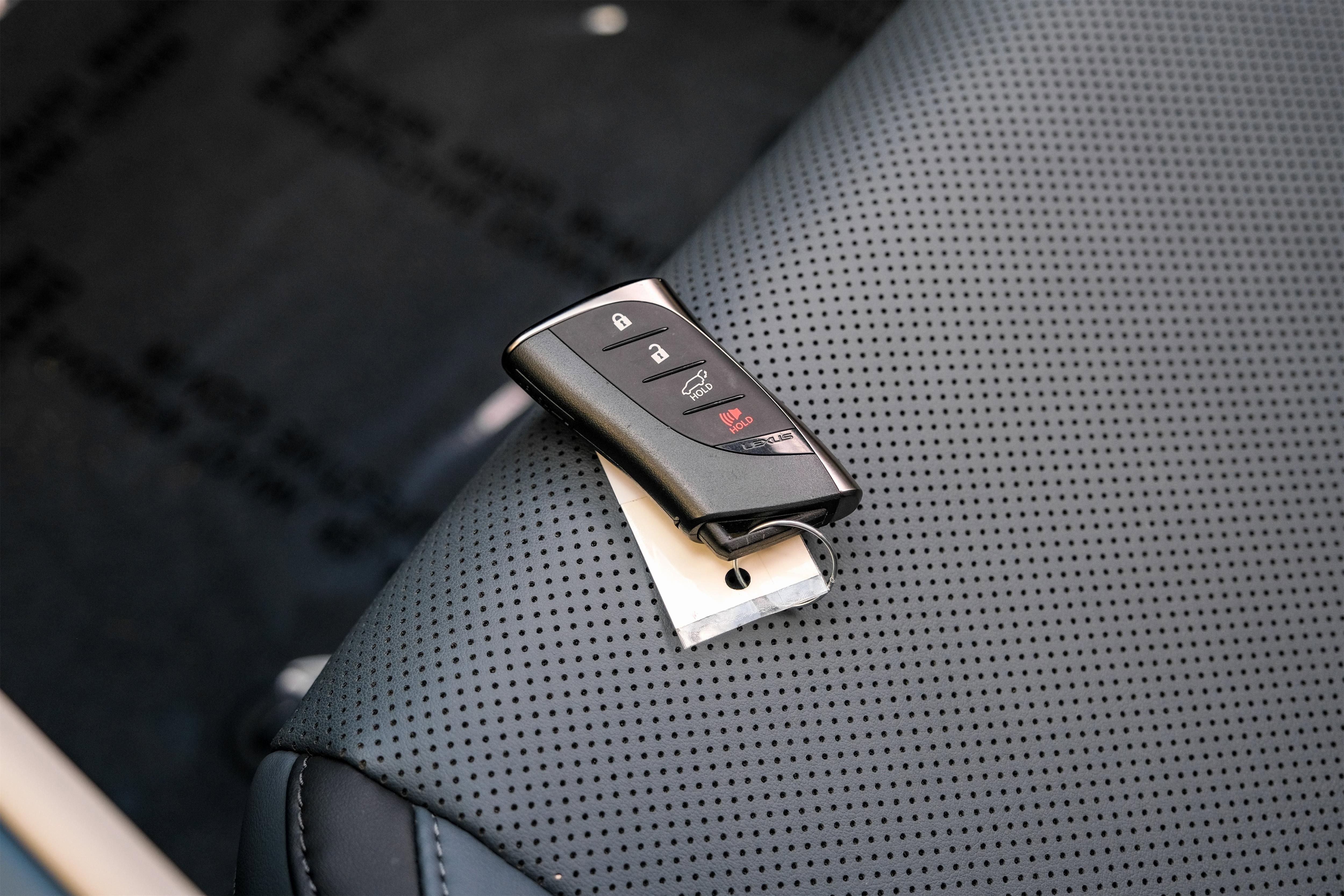 Used 2023 Lexus RZ 450e Premium w/ Technology Package image 48