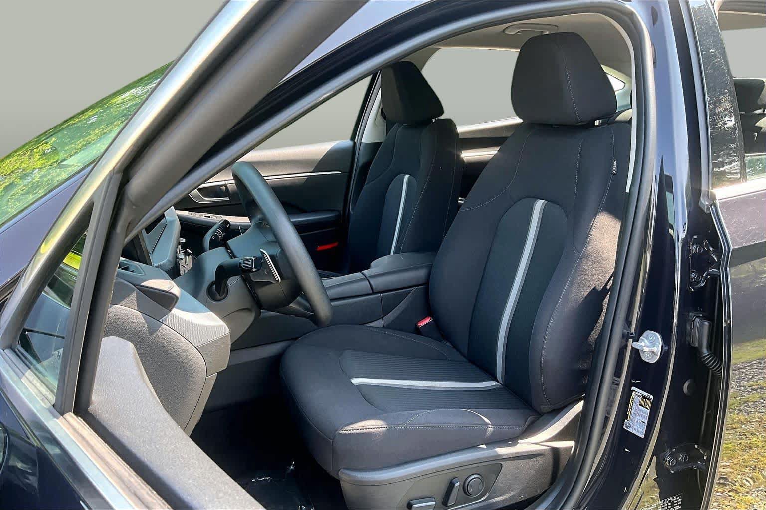 Used 2025 Hyundai Sonata SEL FWD image 8