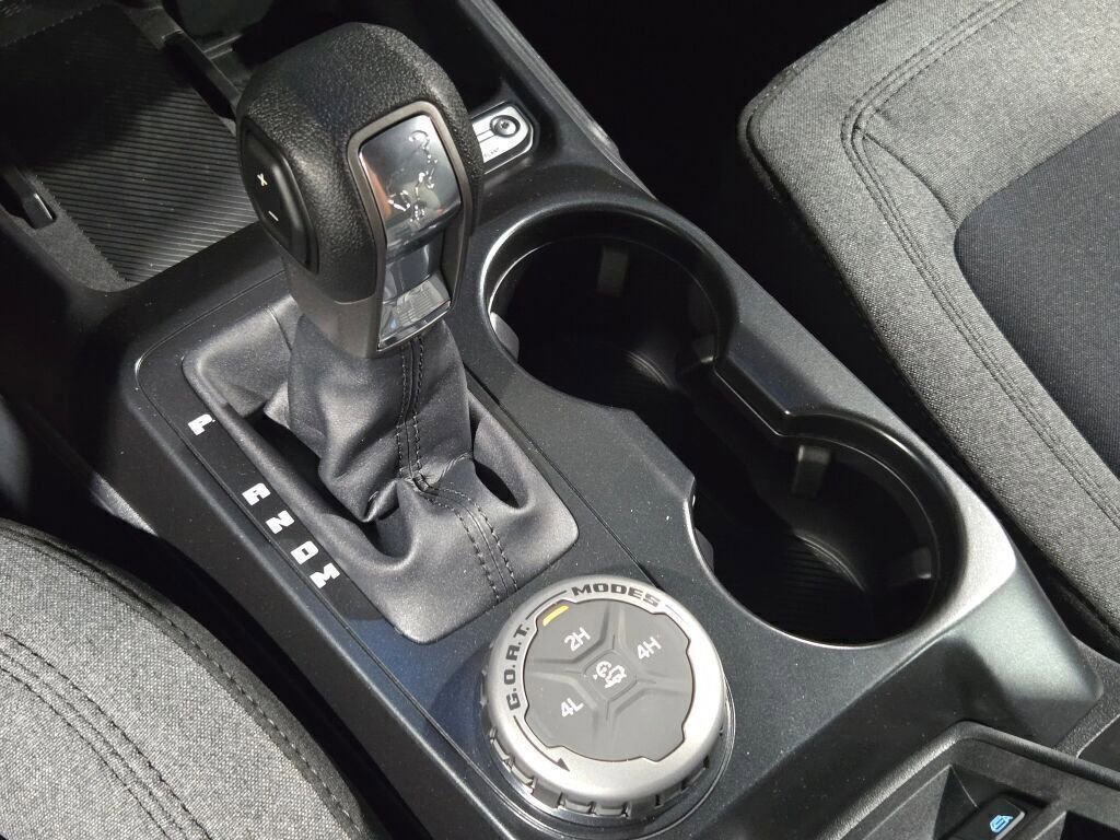 New 2025 Ford Bronco 4-Door image 28