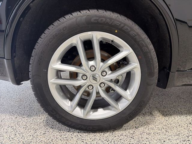 Used 2023 Dodge Durango GT image 35