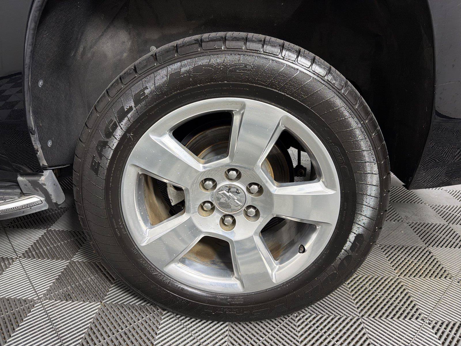 Used 2015 Chevrolet Tahoe LTZ RWD image 19