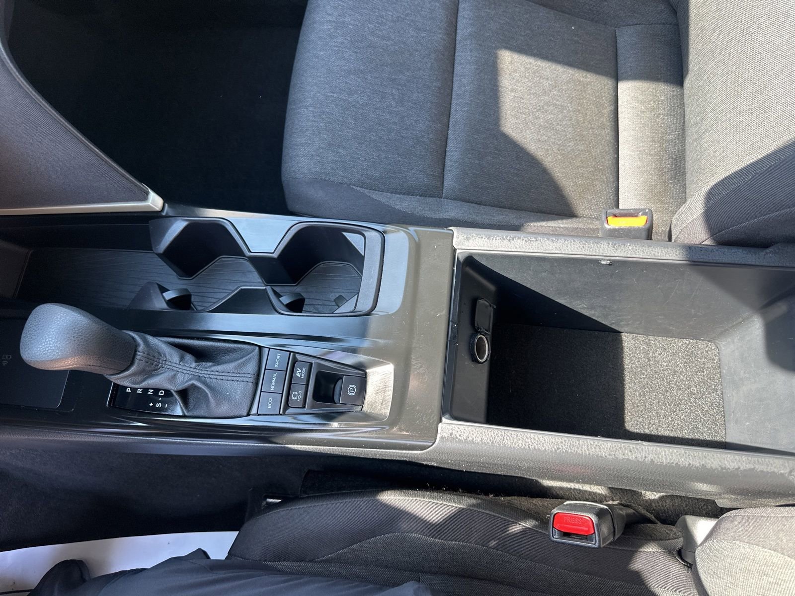 Used 2025 Toyota Camry LE image 17