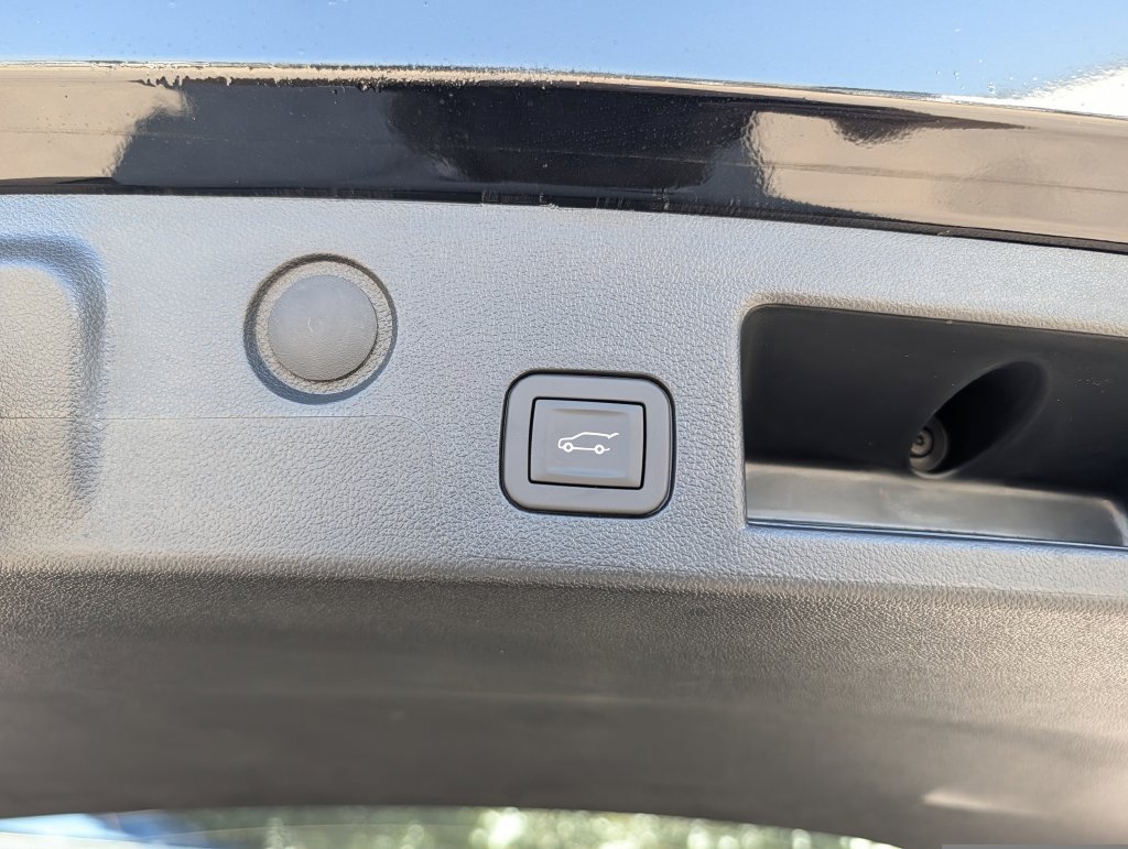 New 2027 GMC Terrain Elevation w/ Elevation Premium Package FWD image 27