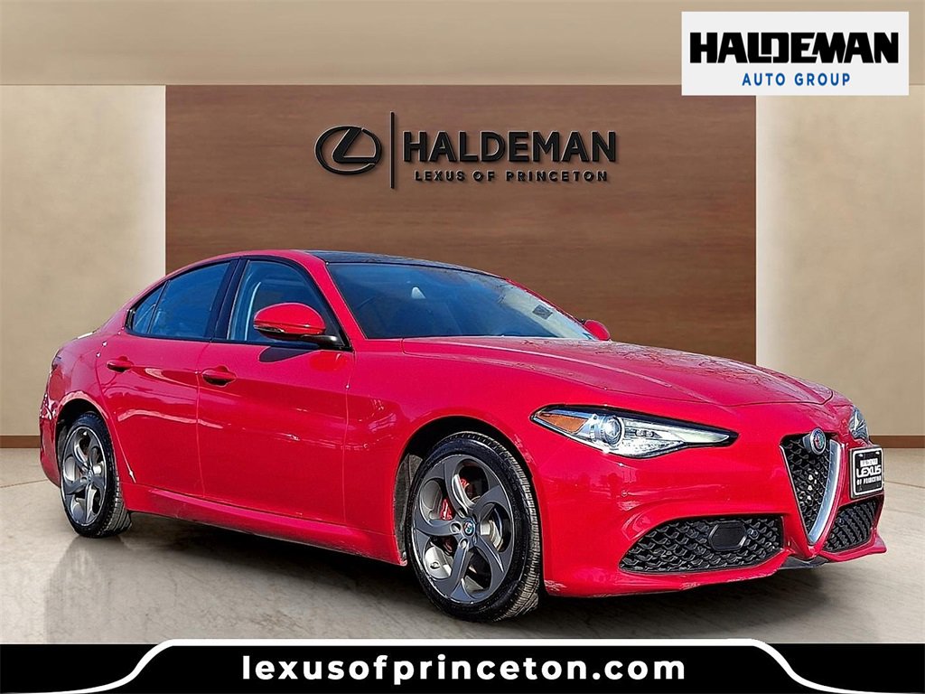 Used 2018 Alfa Romeo Giulia AWD video 1