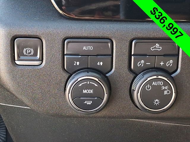 Used 2023 Chevrolet Silverado 1500 LT image 23