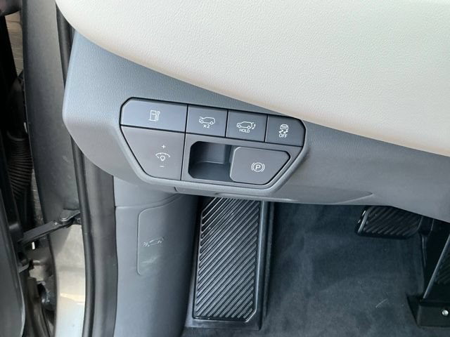 Used 2024 Kia EV9 Land AWD/4WD image 20
