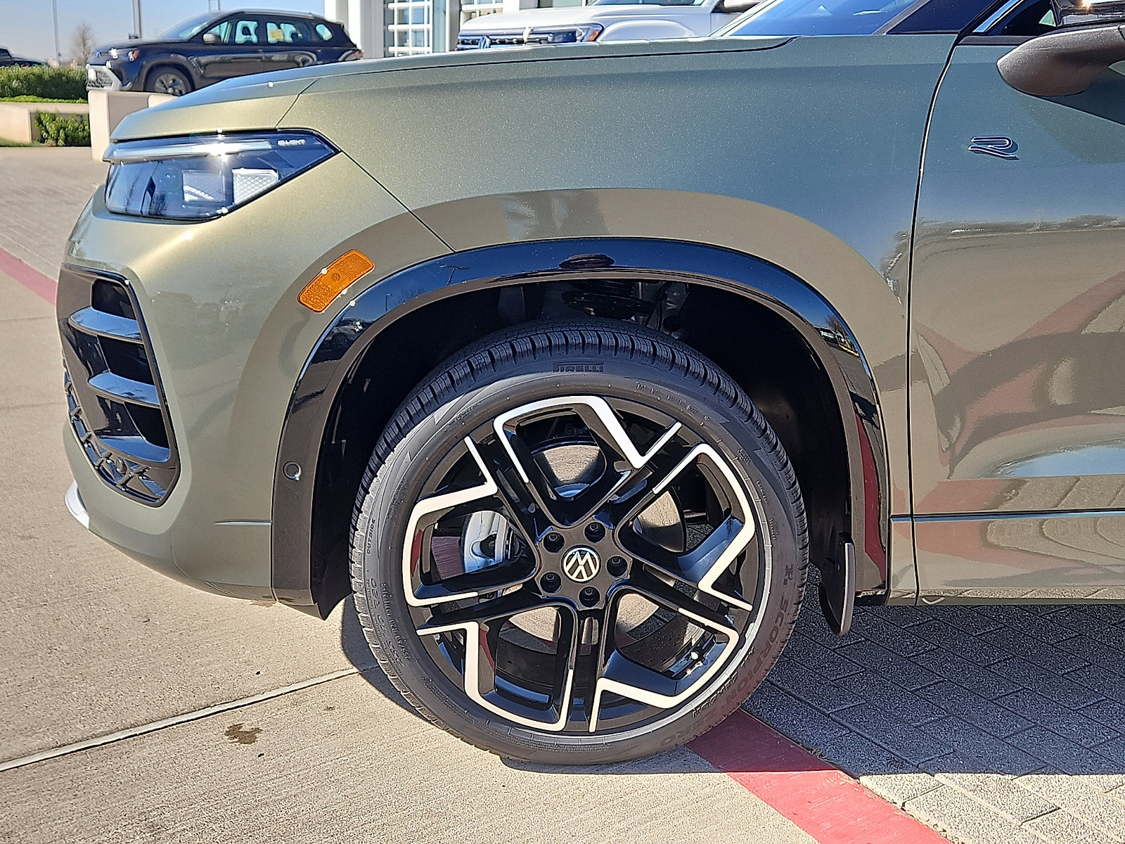 New 2026 Volkswagen Tiguan SEL R-Line image 6