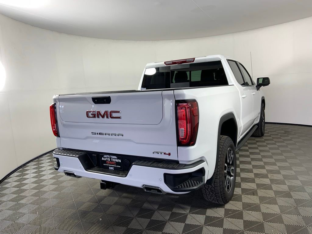 Used 2025 GMC Sierra 1500 AT4 w/ Technology Package image 3