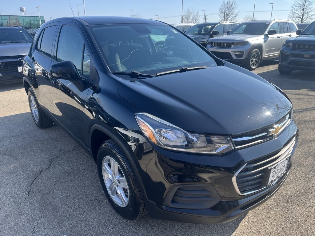 Used 2021 Chevrolet Trax LS w/ Tint and Cruise Package image 1