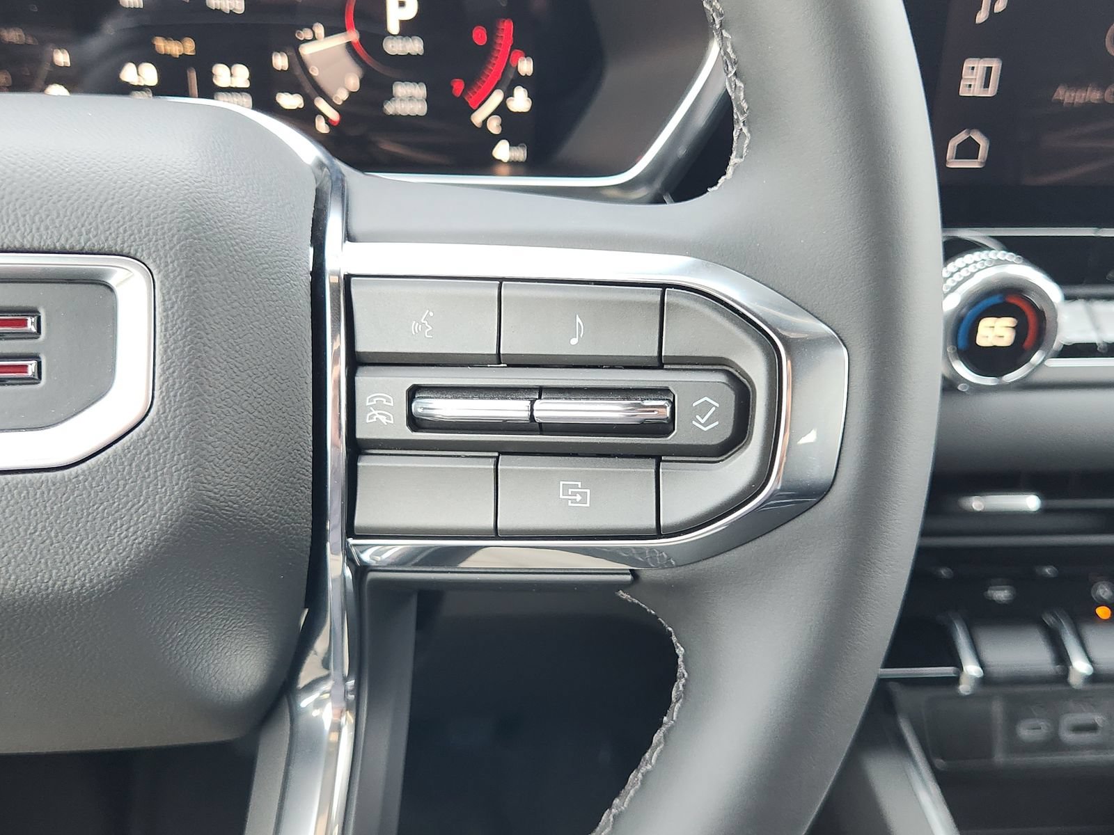 New 2026 GMC Canyon Elevation w/ Convenience Package RWD image 33