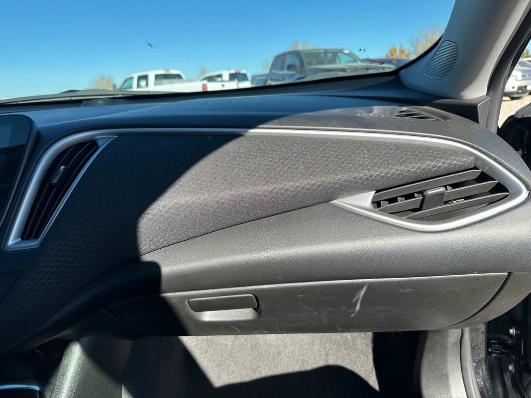 Used 2024 Chevrolet Malibu LT image 21