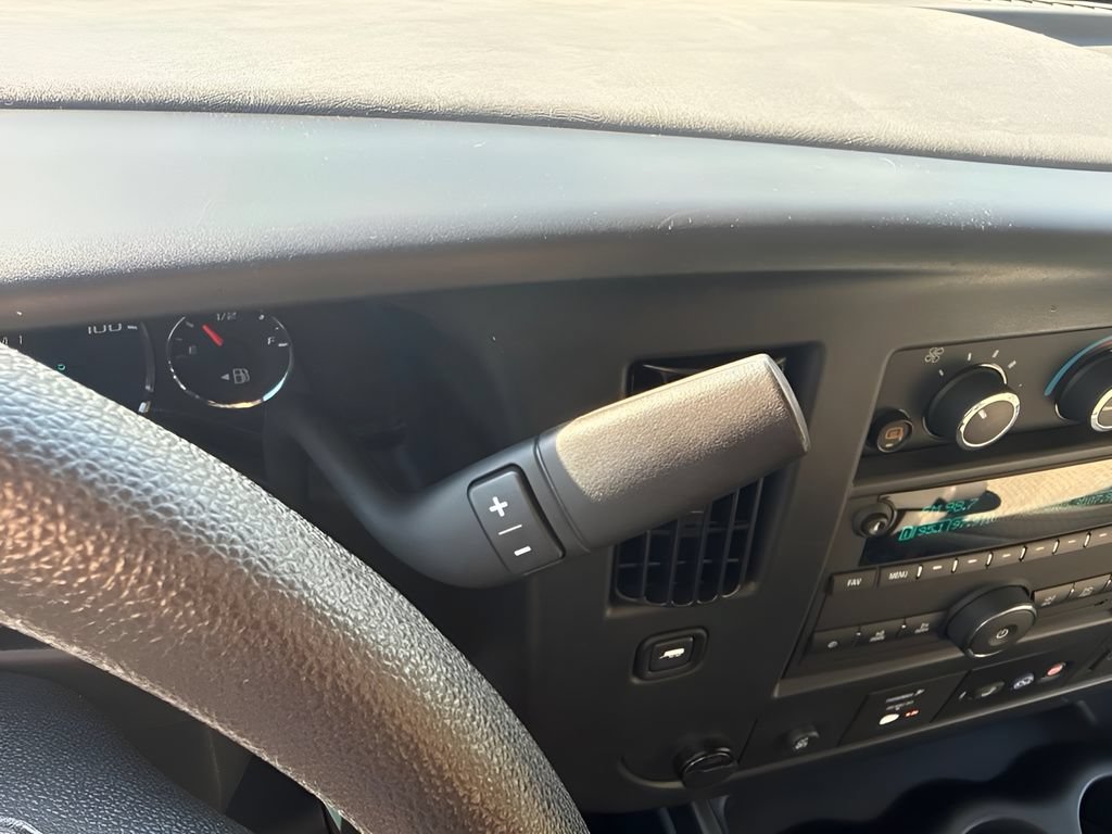 Used 2025 Chevrolet Express 3500 LT w/ LT Preferred Equipment Group RWD image 23