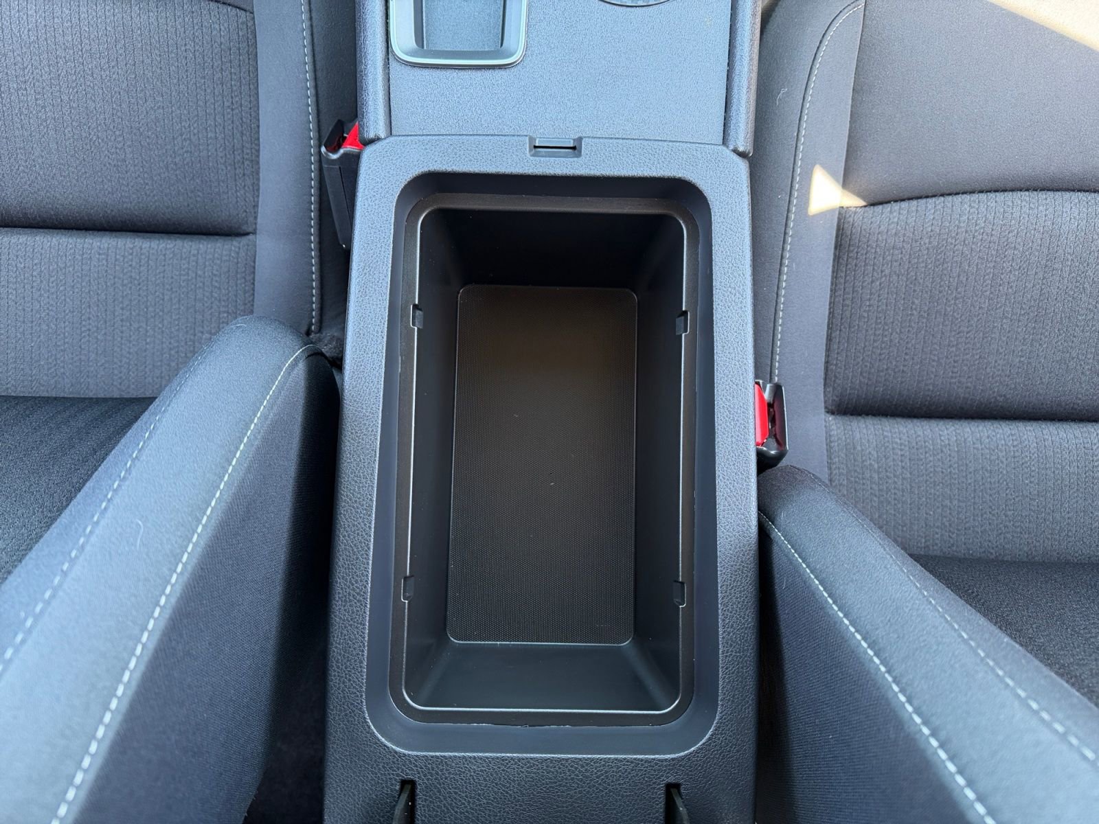 Used 2025 Nissan Altima 2.5 SV image 23