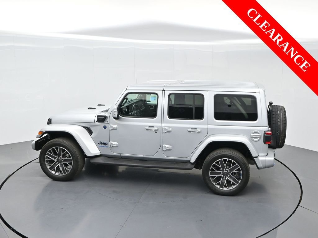 Used 2022 Jeep Wrangler Unlimited Sahara image 62