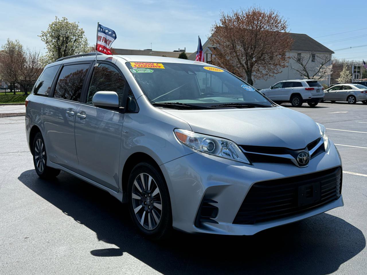Used 2020 Toyota Sienna LE AWD/4WD image 4