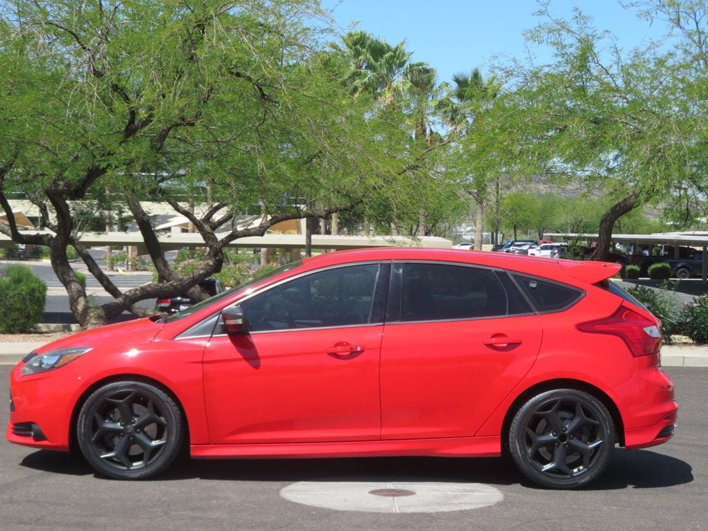 Used 2013 Ford Focus ST FWD image 2