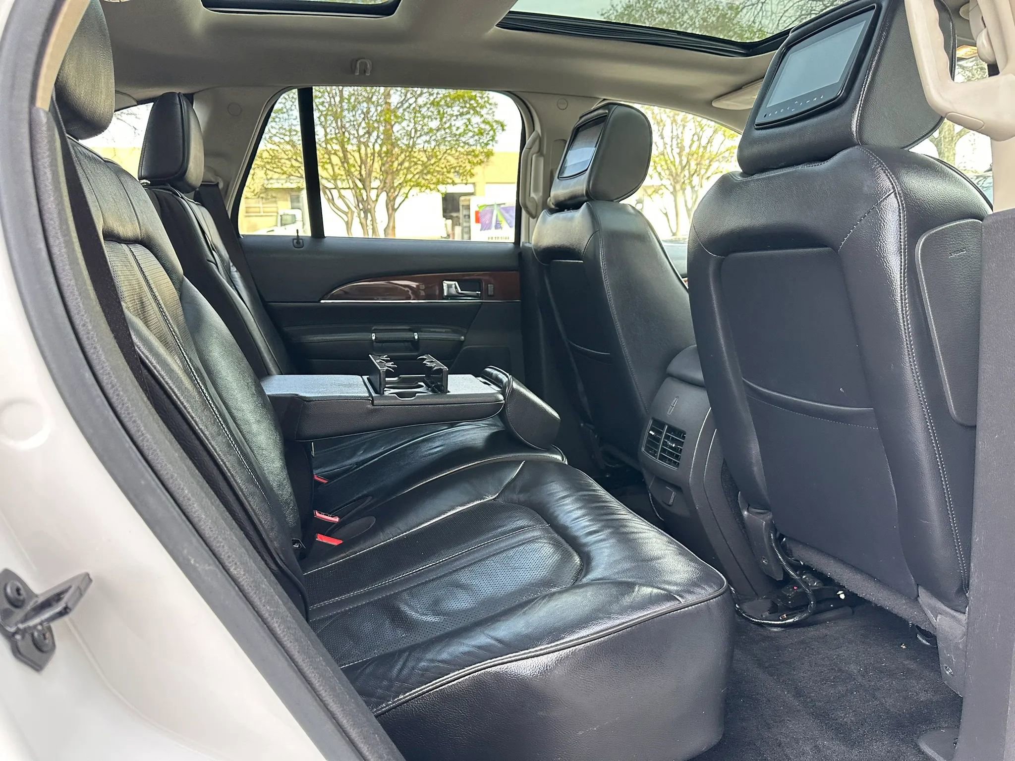 Used 2013 Lincoln MKX FWD image 25