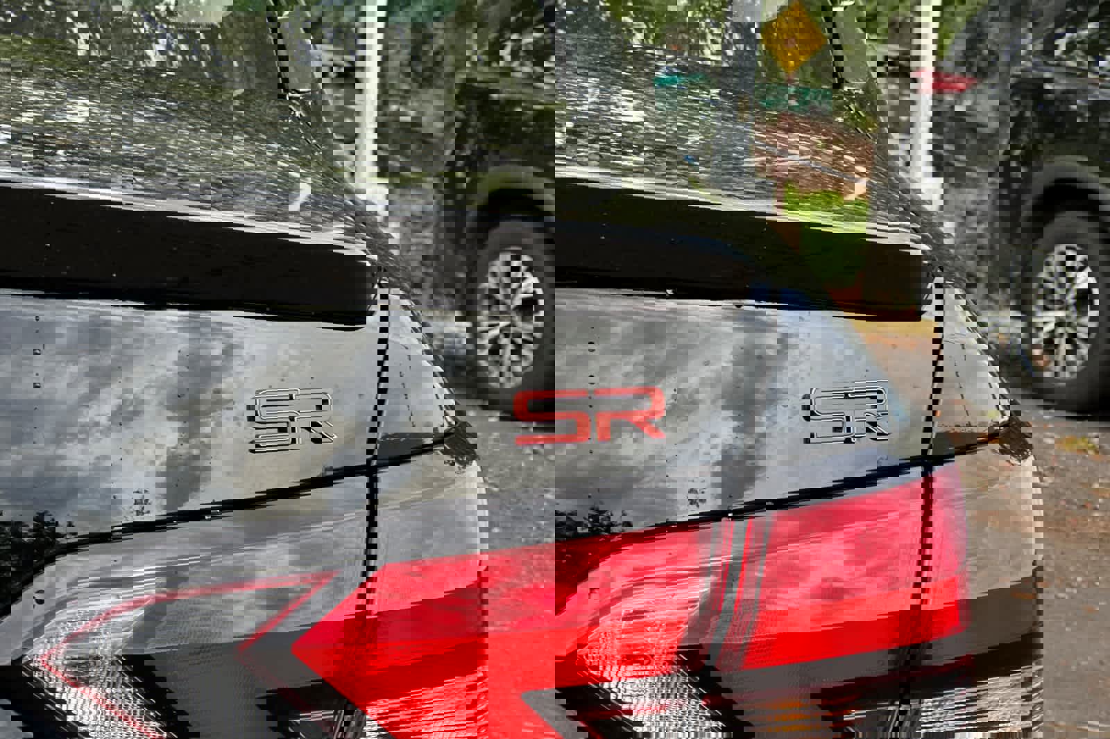 New 2025 Nissan Versa SR w/ Trunk Package image 24