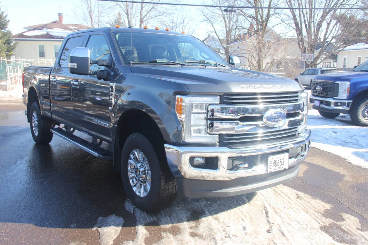 Used 2017 Ford F250 Lariat w/ Lariat Ultimate Package image 8