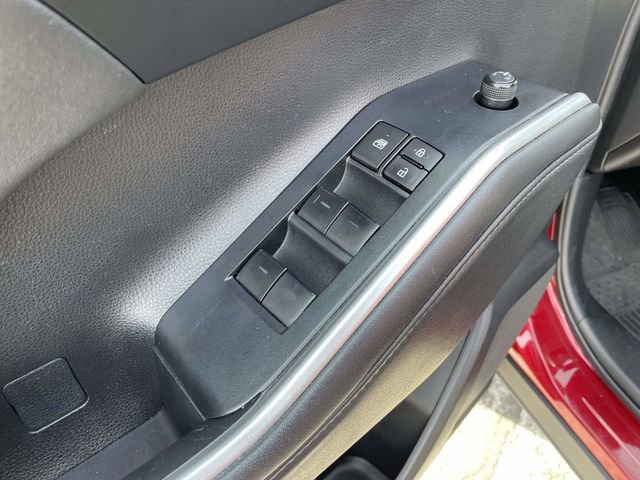 Used 2023 Toyota Highlander XLE image 19