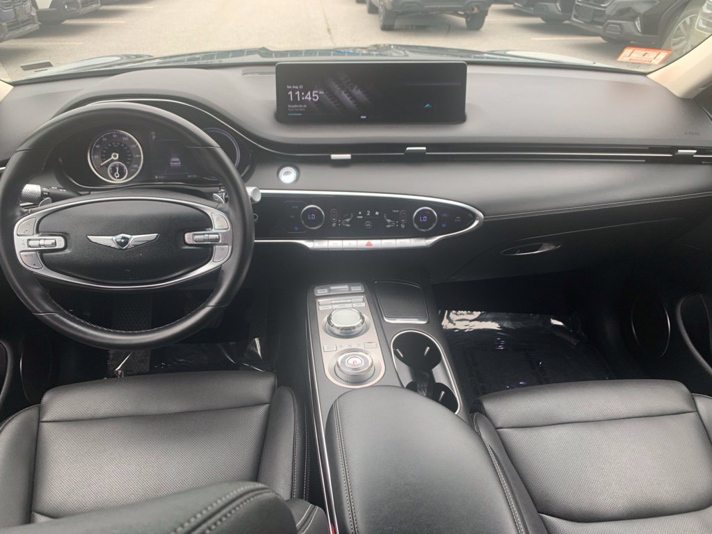 Used 2025 Genesis GV70 2.5T AWD/4WD image 9