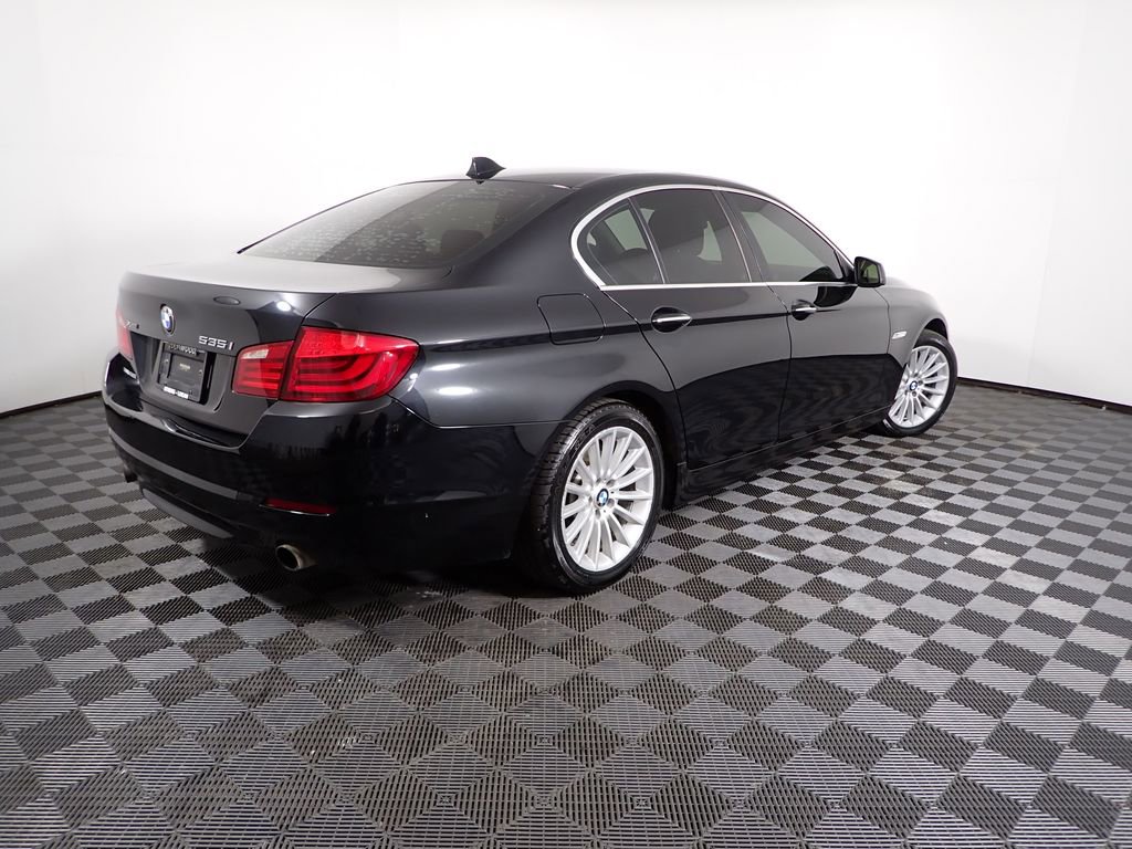 Used 2013 BMW 535i xDrive Sedan image 17