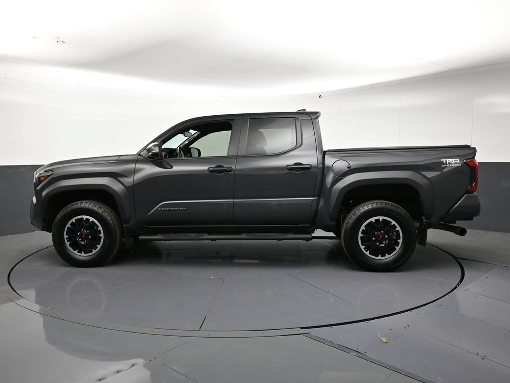 Used 2024 Toyota Tacoma TRD Off-Road w/ TRD Off Road Upgrade Package AWD/4WD image 2