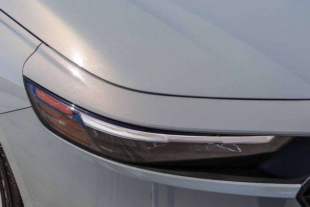 Used 2025 Honda Accord Sport image 7
