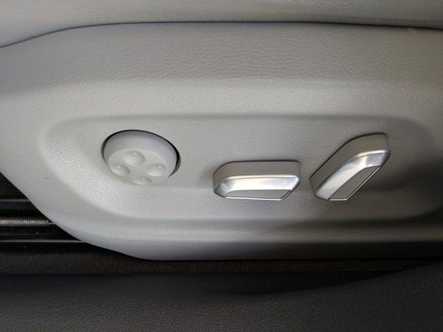 Used 2018 Audi Q3 2.0T Premium image 21