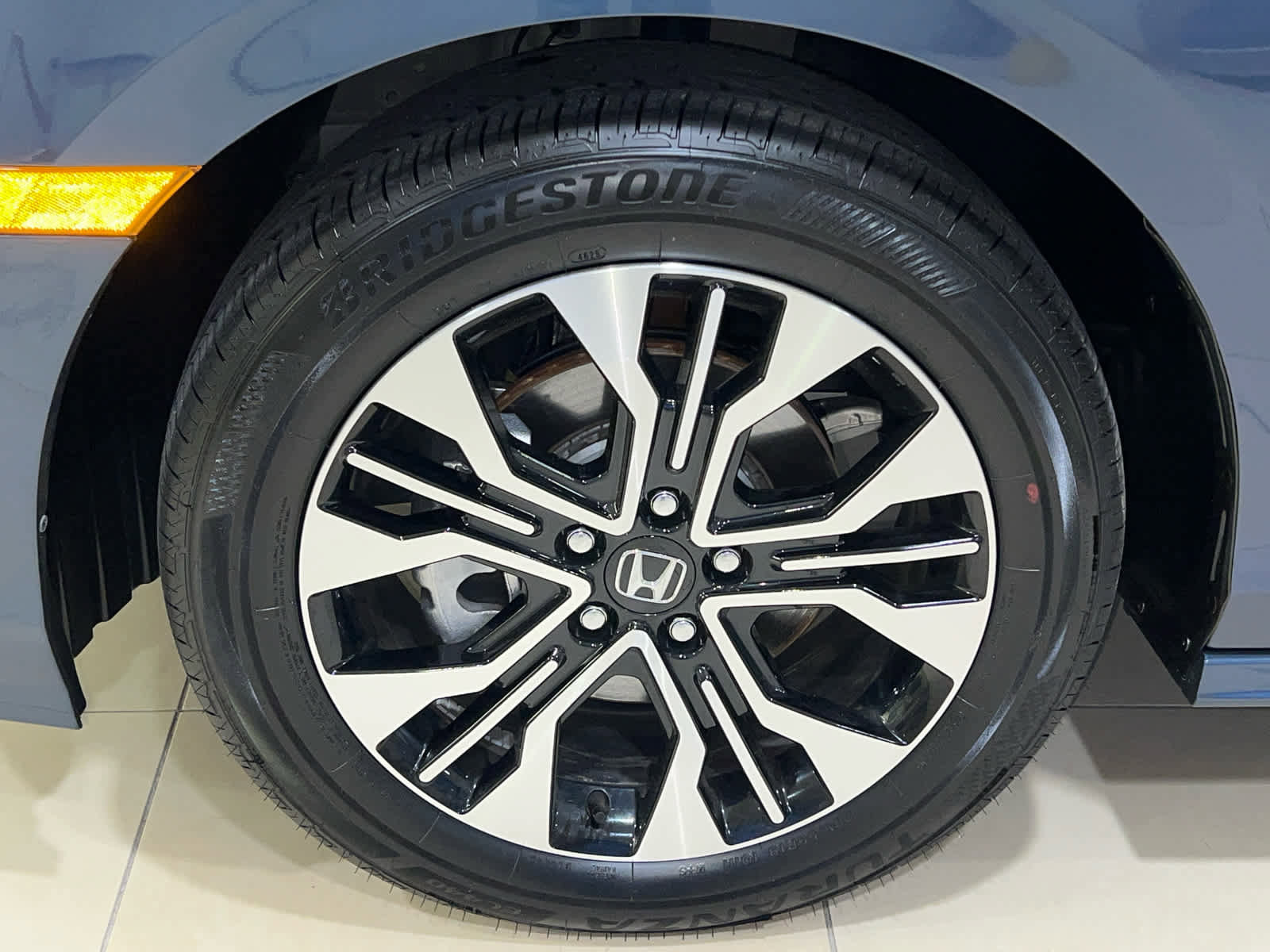Certified 2026 Honda Odyssey Elite image 7