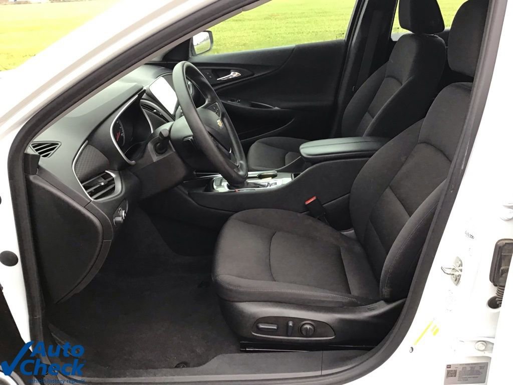 Used 2024 Chevrolet Malibu LT image 27